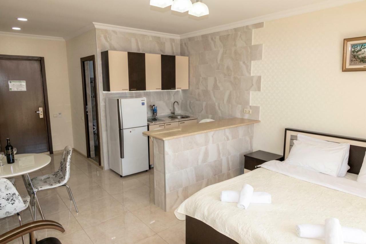 Orbi Apartment Ruslan Батуми Экстерьер фото